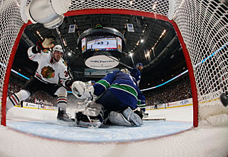 Dave Bolland scores a short-handed goal with 45 seconds left in the second period. (Getty Images)